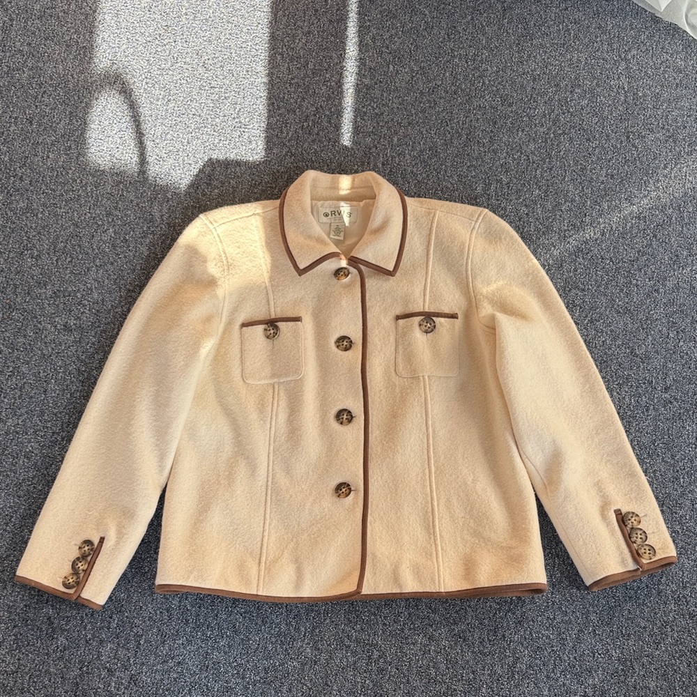Orvis Wool Jacket Cream with Brown Contrast Piping